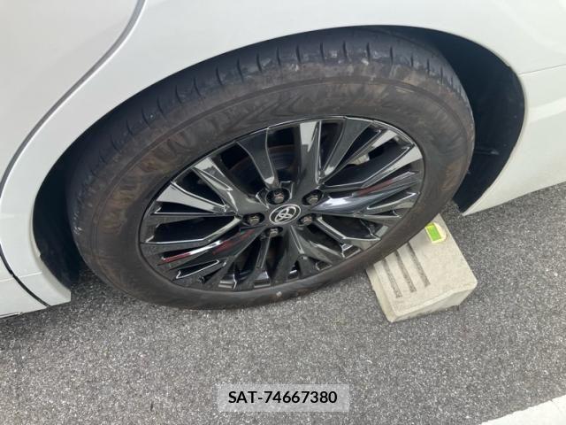 Toyota VELLFIRE 2024-02 8369551-5