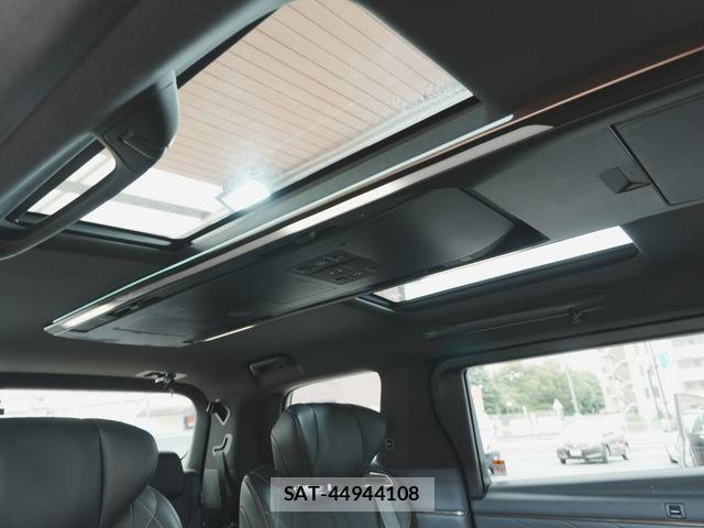 Toyota VELLFIRE 2023-12 8369544-22
