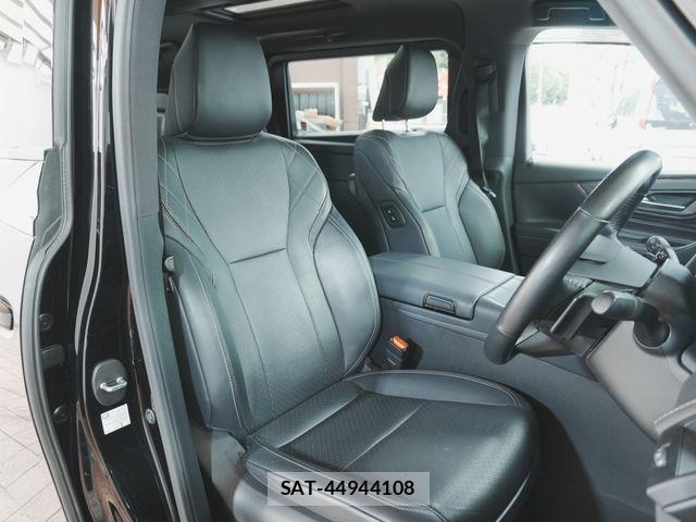 Toyota VELLFIRE 2023-12 8369544-23