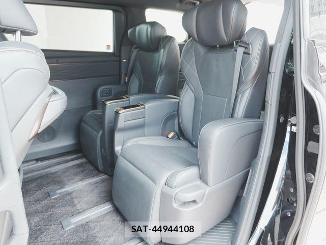 Toyota VELLFIRE 2023-12 8369544-26