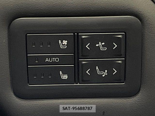 Toyota VELLFIRE 2023-06 8369547-10