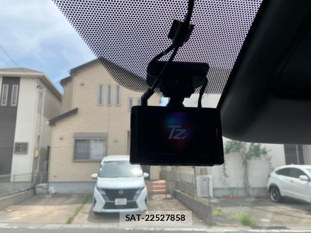 Toyota VELLFIRE 2023-10 8369549-16