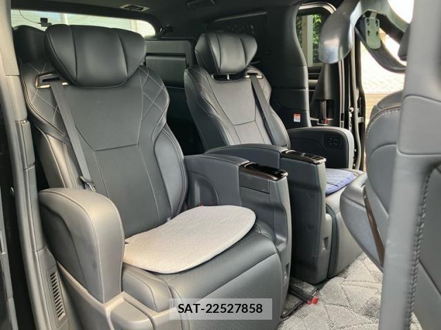 Toyota VELLFIRE 2023-10 8369549-6