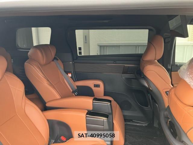 Toyota VELLFIRE 2024-11 8369546-15