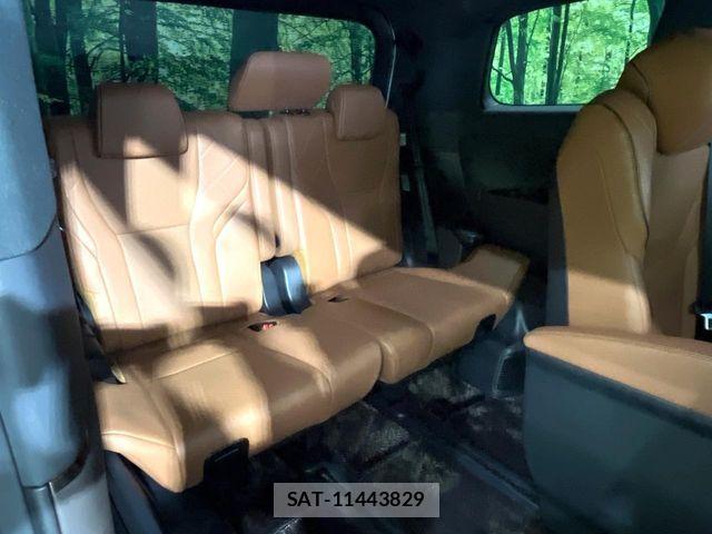 Toyota VELLFIRE 2023-10 8458698-9