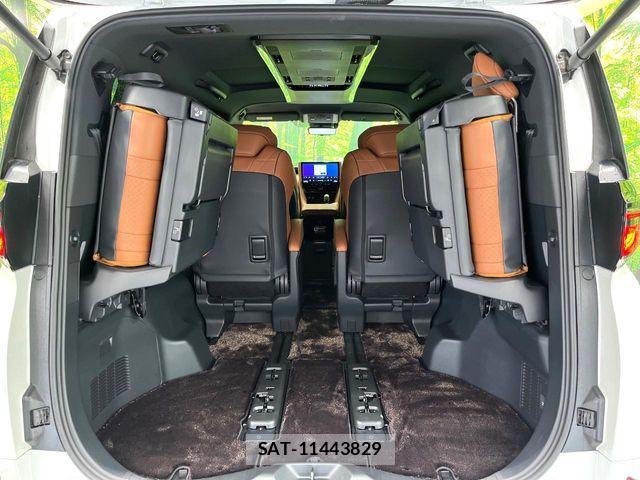 Toyota VELLFIRE 2023-10 8458698-10