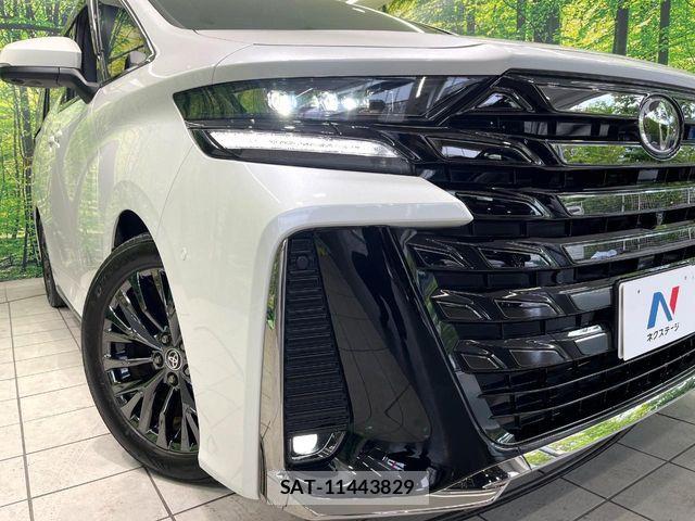 Toyota VELLFIRE 2023-10 8458698-12