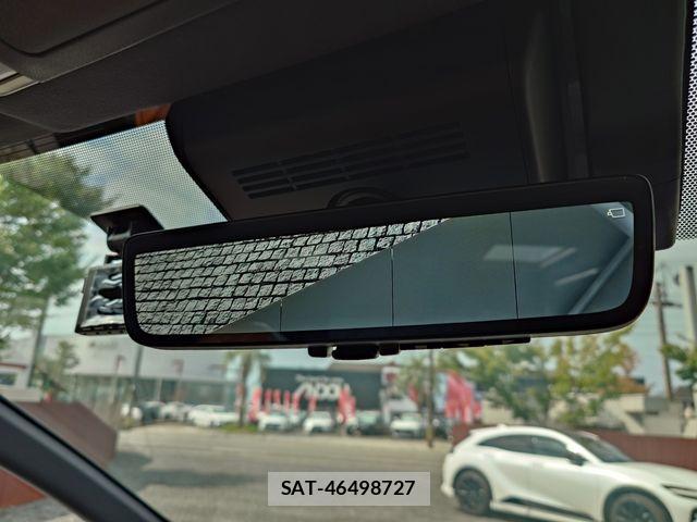 Toyota VELLFIRE 2023-10 8527951-14
