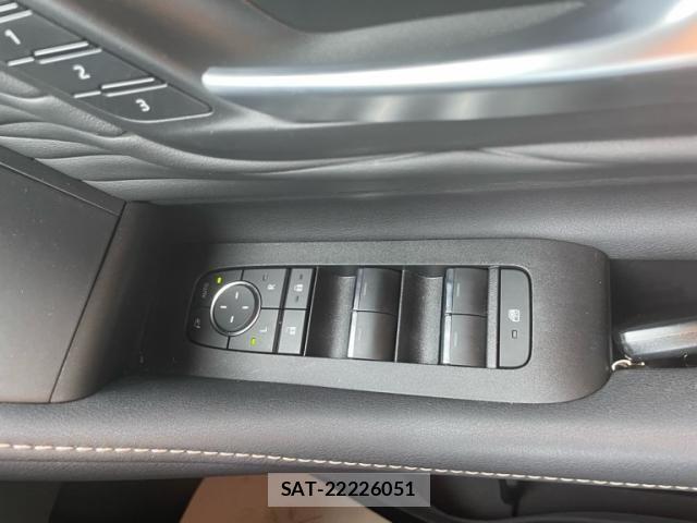 Toyota VELLFIRE 2024-04 8527954-18
