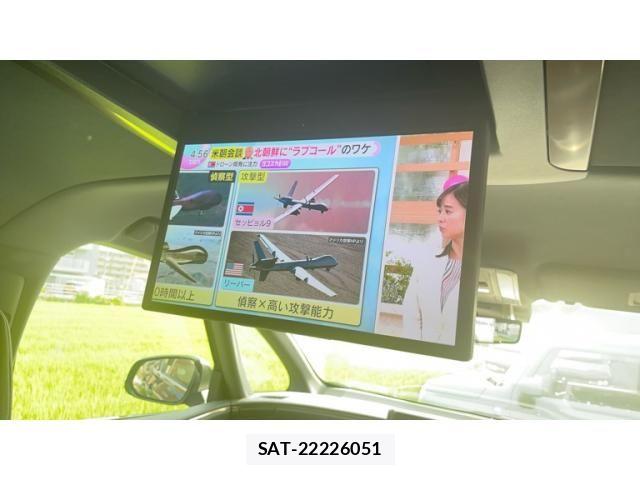 Toyota VELLFIRE 2024-04 8527954-23