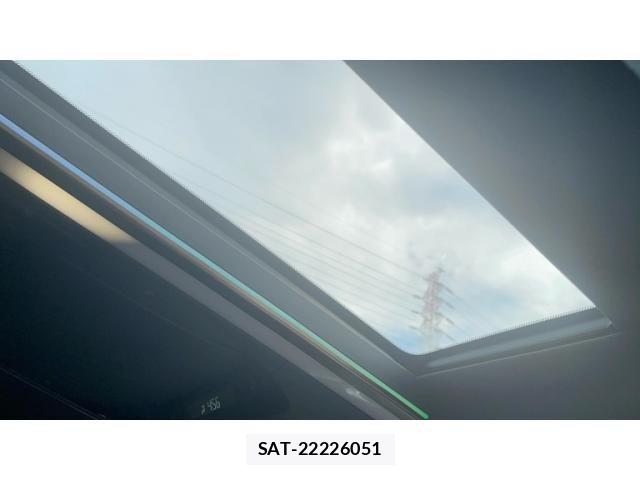Toyota VELLFIRE 2024-04 8527954-24