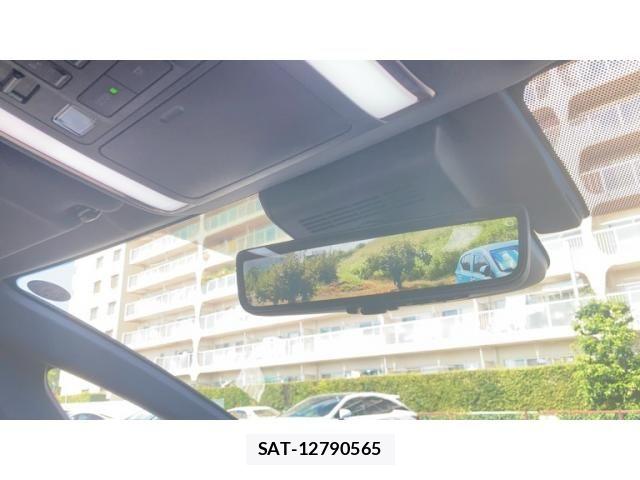Toyota VELLFIRE 2026-05 8563920-17