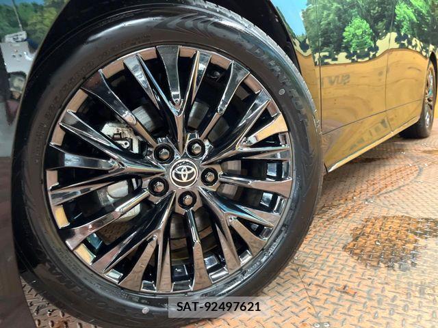 Toyota VELLFIRE 2025-01 8563922-12