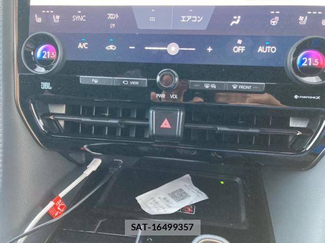 Toyota VELLFIRE 2026-04 8563921-18