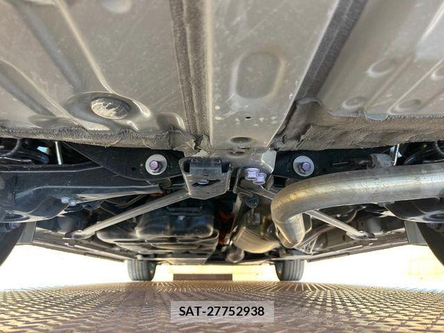 Toyota VELLFIRE 2024-10 8563924-18