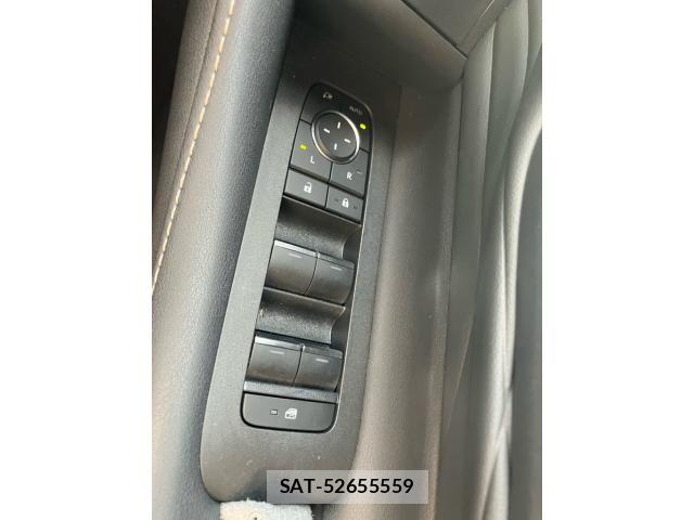 Toyota VELLFIRE 2025-04 8563925-11
