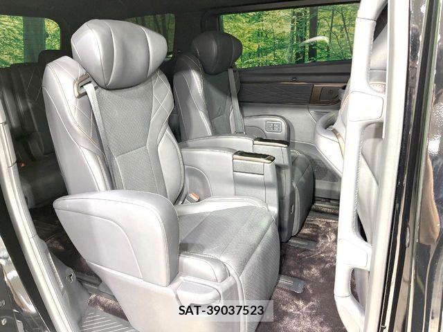 Toyota VELLFIRE 2024-05 8629500-9