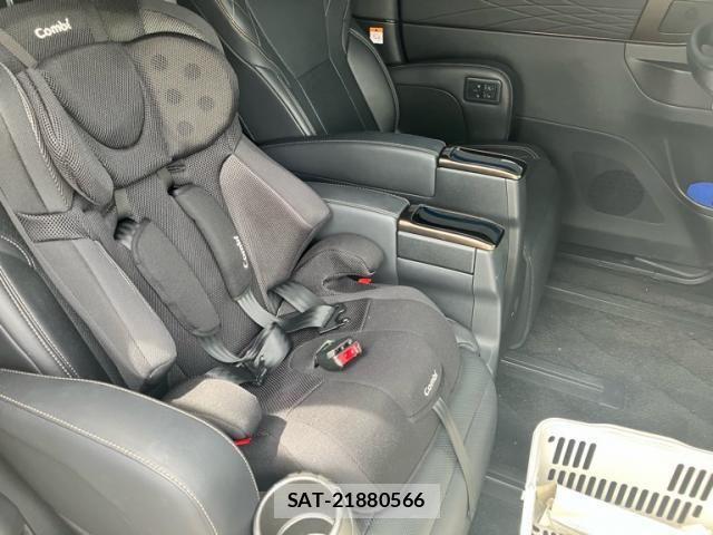 Toyota VELLFIRE 2023-09 8629504-12