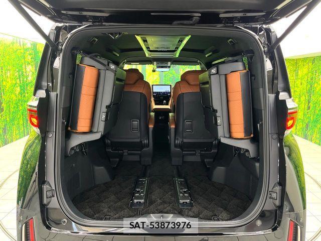 Toyota VELLFIRE 2024-04 8686840-9