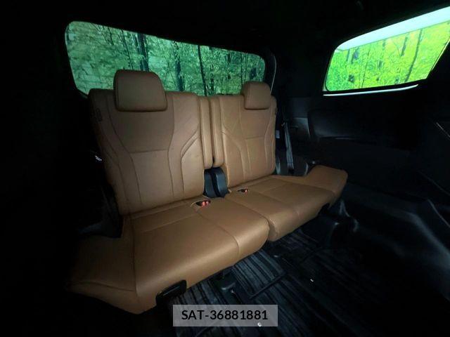 Toyota VELLFIRE 2026-03 8686839-9