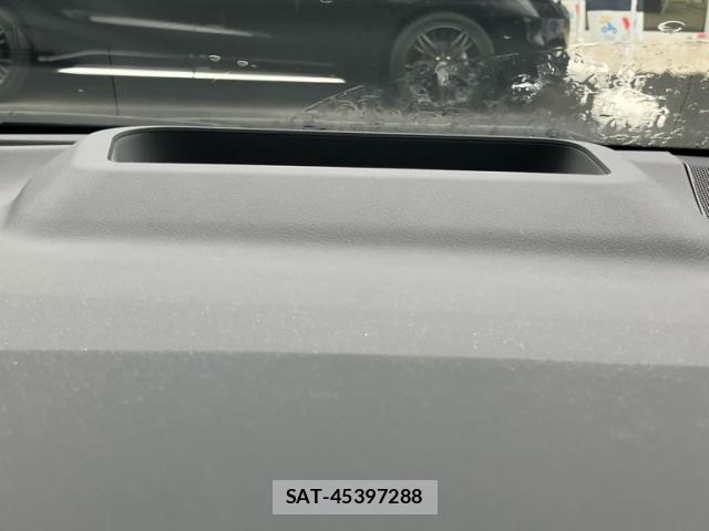 Toyota VELLFIRE 2025-09 8746542-17