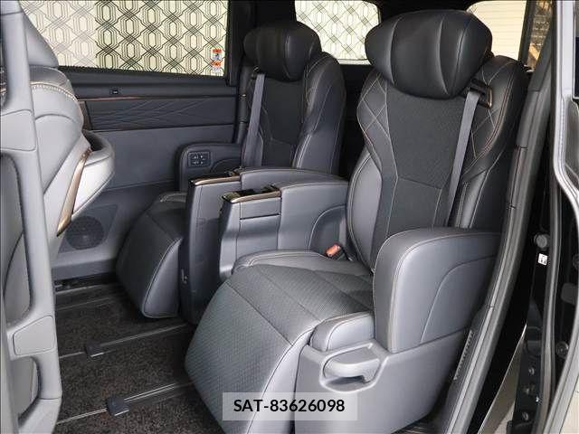 Toyota VELLFIRE 2024-11 8797807-14