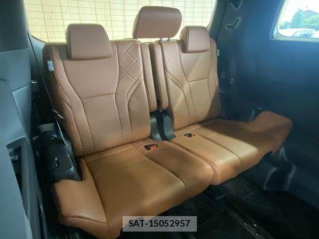 Toyota VELLFIRE 2024-03 8797810-11