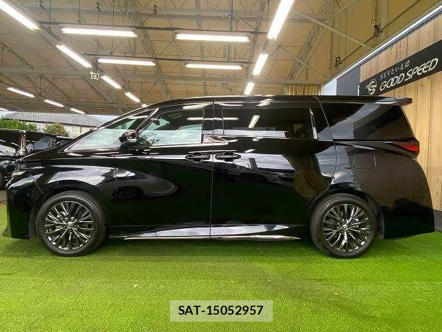 Toyota VELLFIRE 2024-03 8797810-17