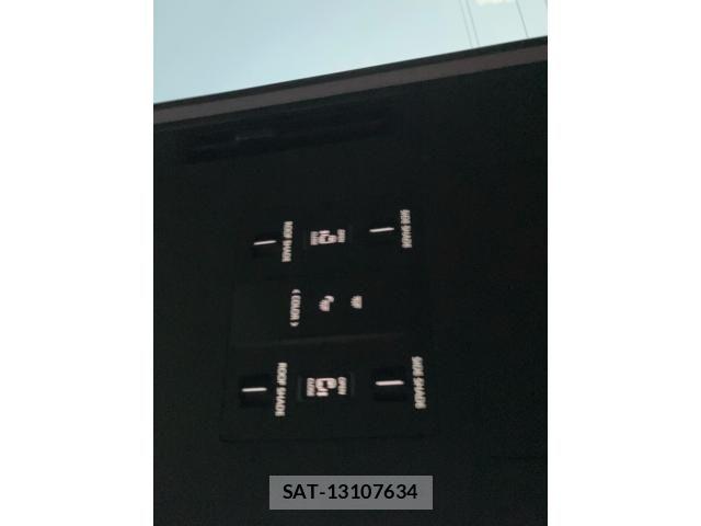 Toyota VELLFIRE 2025-09 8797808-24