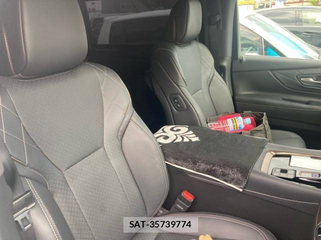 Toyota VELLFIRE 2025-05 8832249-19