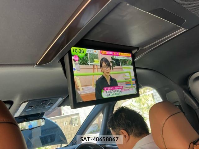 Toyota VELLFIRE 2023-09 8850963-27