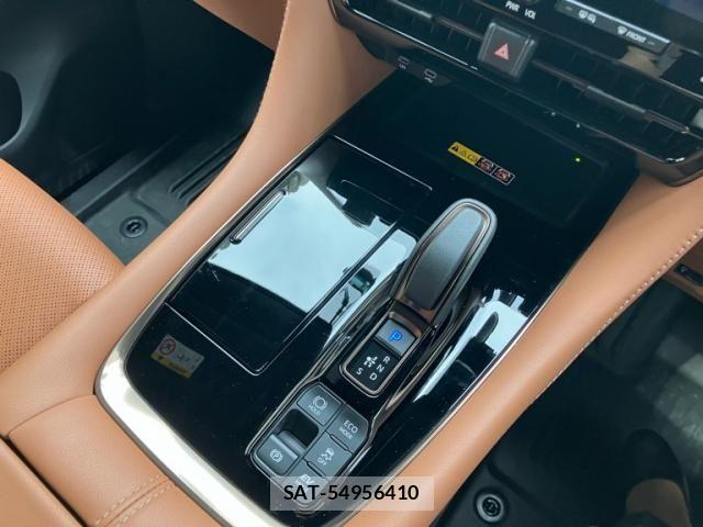 Toyota VELLFIRE 2024-03 8850962-12