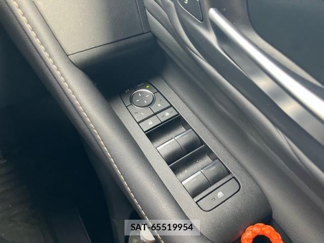 Toyota VELLFIRE 2023-11 8850966-15