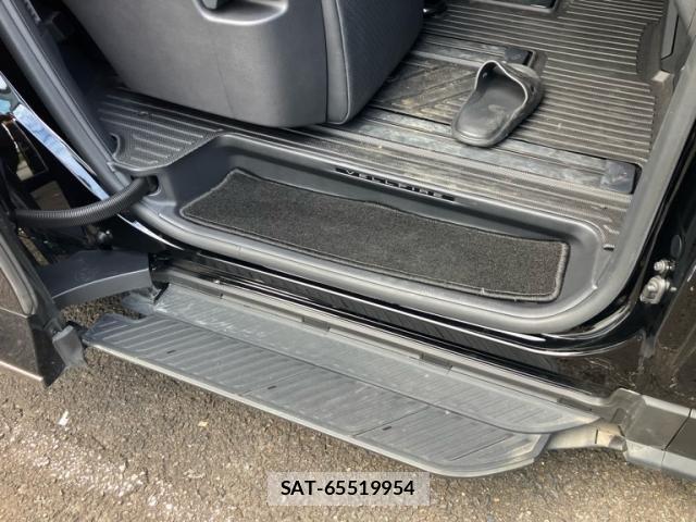 Toyota VELLFIRE 2023-11 8850966-8