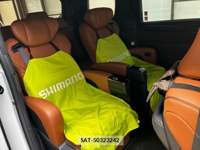 Toyota VELLFIRE 2025-04 8850964-13