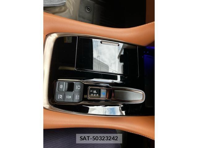 Toyota VELLFIRE 2025-04 8850964-21