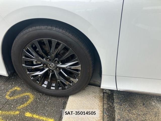 Toyota VELLFIRE 2024-08 8882753-8