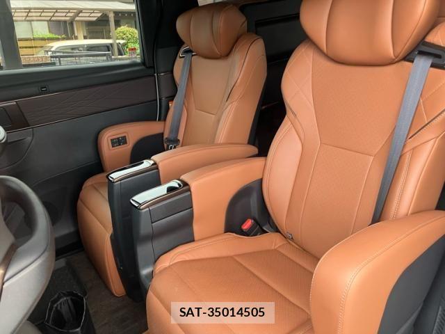 Toyota VELLFIRE 2024-08 8882753-13