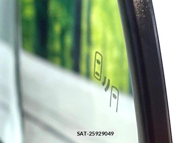 Toyota VELLFIRE 2026-02 8882745-6