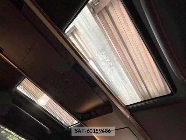 Toyota VELLFIRE 2026-01 8884532-6