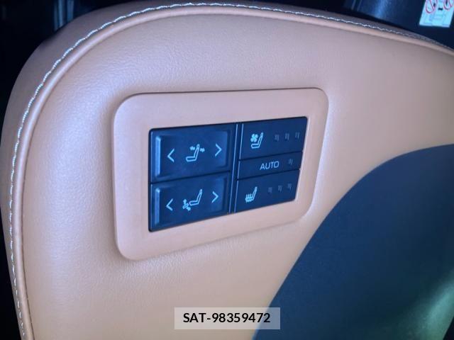 Toyota VELLFIRE 2023-09 8884535-23
