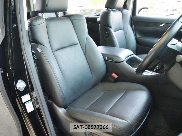 Toyota VELLFIRE 2019-06 1225944-11