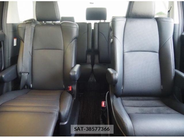 Toyota VELLFIRE 2019-06 1225944-13
