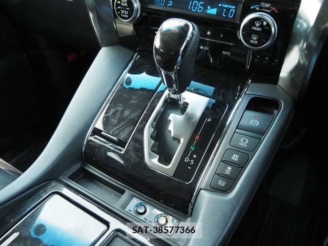 Toyota VELLFIRE 2019-06 1225944-22