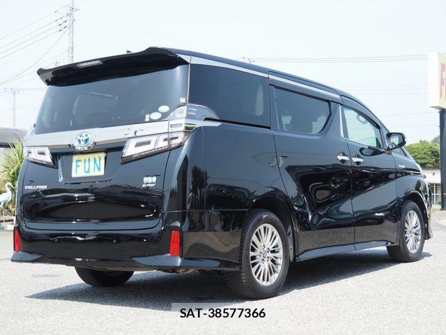 Toyota VELLFIRE 2019-06 1225944-4