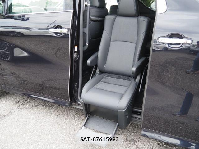 Toyota VELLFIRE 2020-05 1294602-9