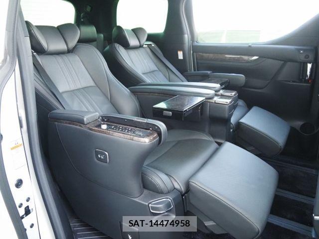 Toyota VELLFIRE 2020-03 3390102-13