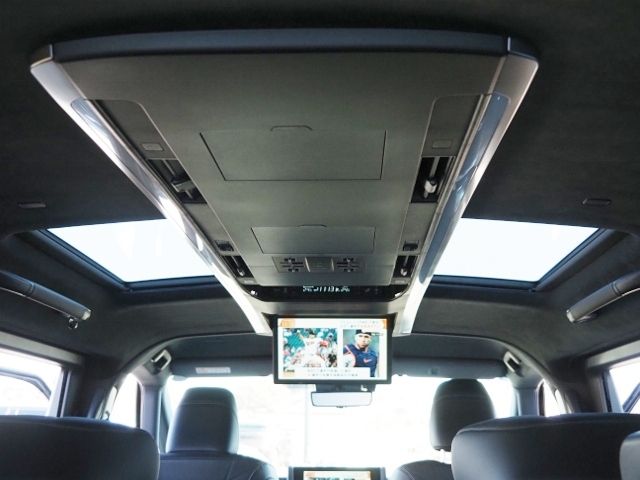 Toyota VELLFIRE 2025-04 3686550-11