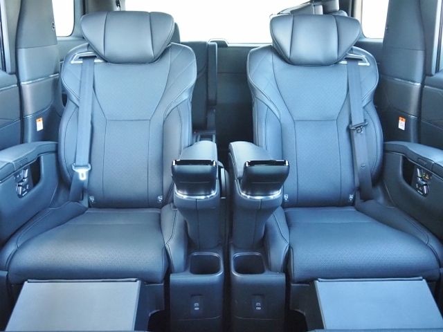 Toyota VELLFIRE 2025-04 3686550-16