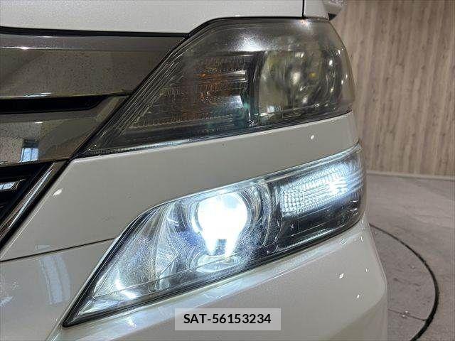 Toyota VELLFIRE 2012-06 4111925-13